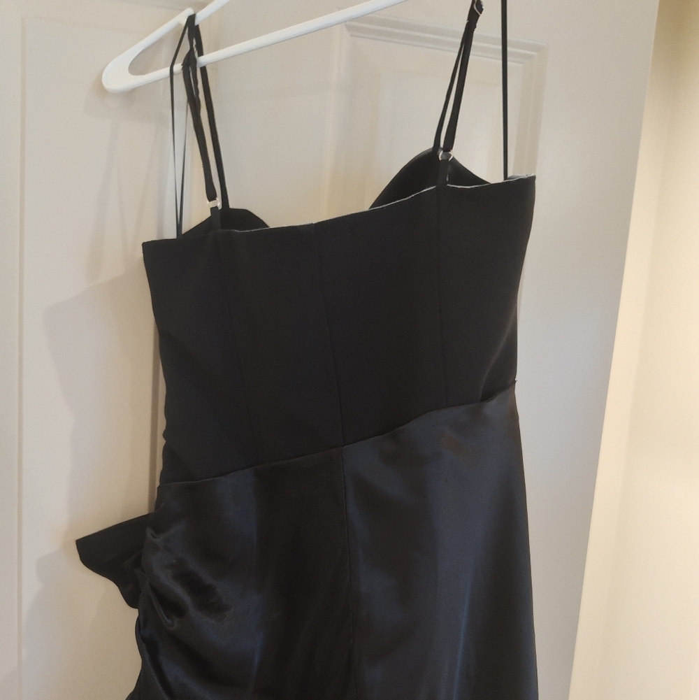 The Label Elegant Black Evening Gown - Picture 4 of 5